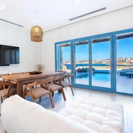 Lala With Private Pool, By Center Villa *